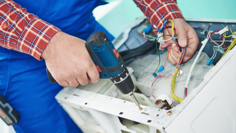 Ataşehir Ferroli Ferroli çamaşır makinesi kart tamiri – Su almama arızası orijinal parça ile giderildi. - Teknik servis örneği